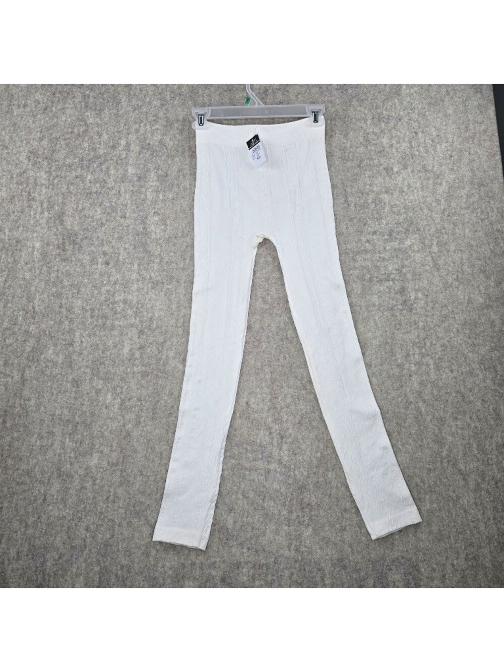 Rue21 Womens Cable Knit White Leggings S/M Soft Polyester Blend New